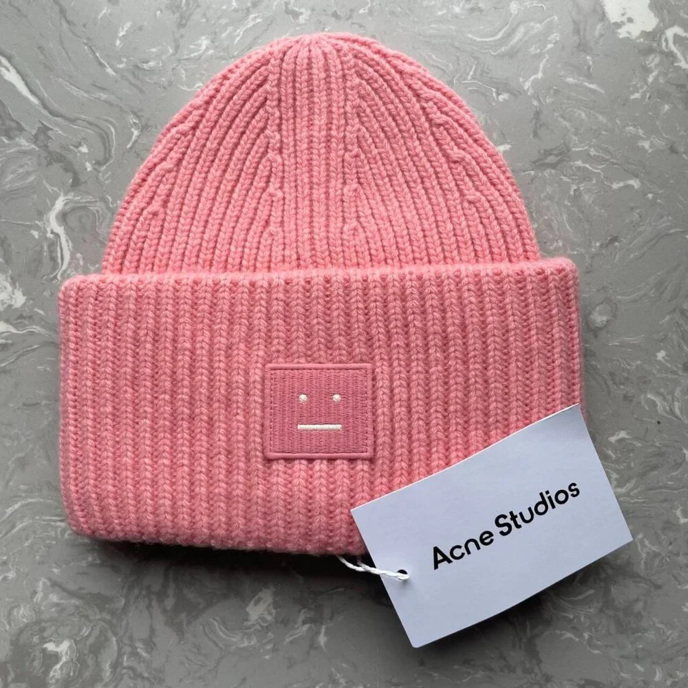 Acne Studios Pink Wool Face Patch Beanie Soft Knit Designer Hat - Picture 4 of 7